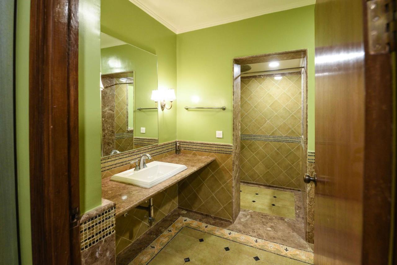 Surya Kiran Heritage Hotel Panaji Extérieur photo